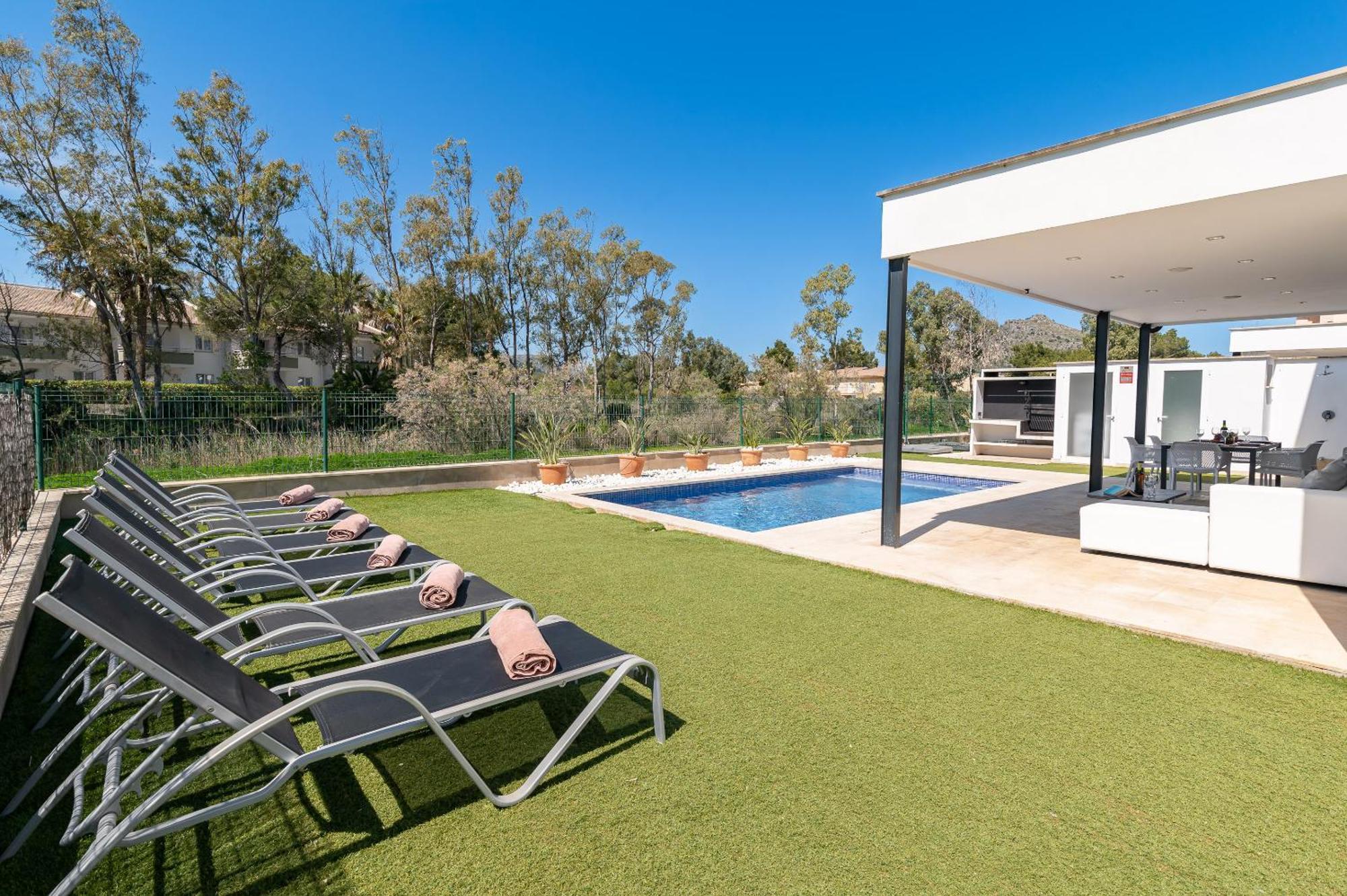 Beach Villa Cosins 1 Mel By Sealand Villas Alcúdia Exteriér fotografie